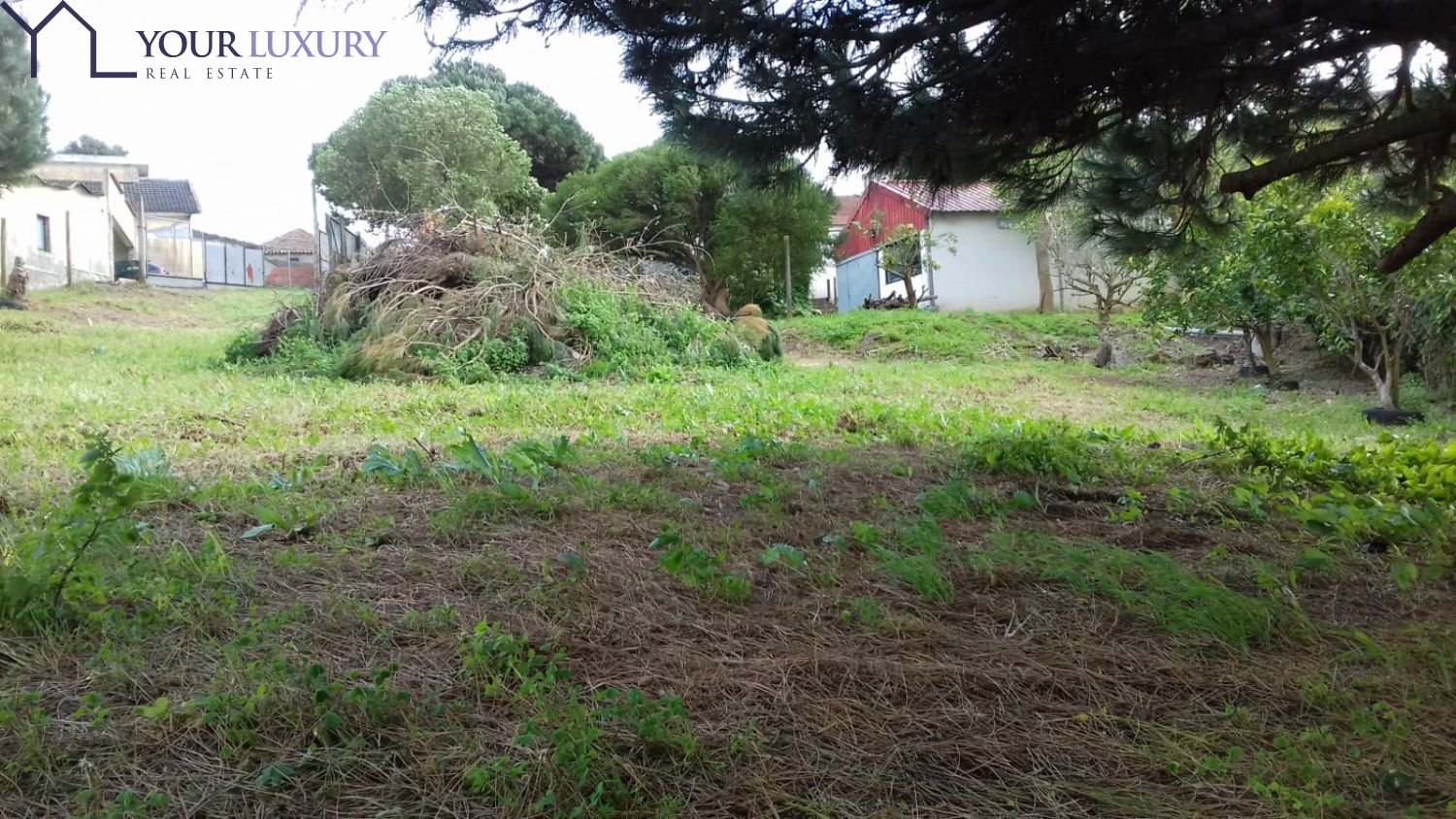 Land for sale in Lourinhã, Portugal — €82,500