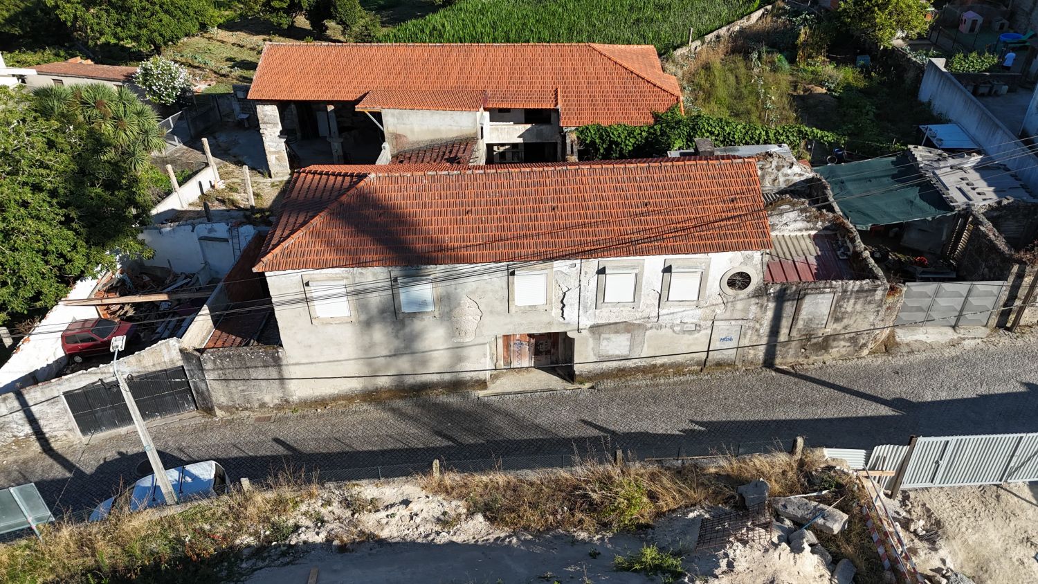 Vende-se Terreno Urbano | Ideal para Construção em Altura – Águas Santas - Maia