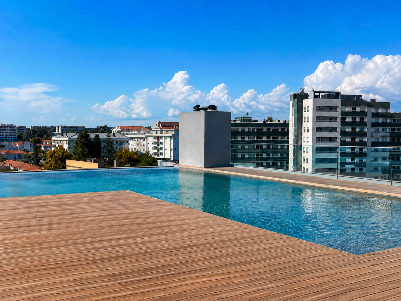 Apartamento T3 com Terraço Privativo e Rooftop com Piscina em Moreira da Maia