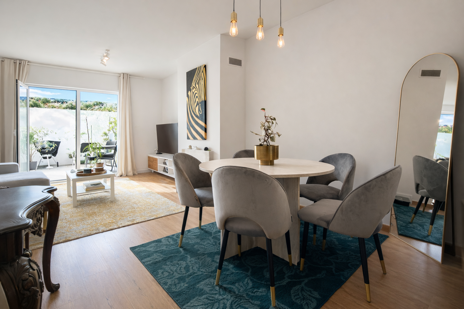 T2 com terraço, garagem e arrumo em Vilar de Andorinho — foto 4